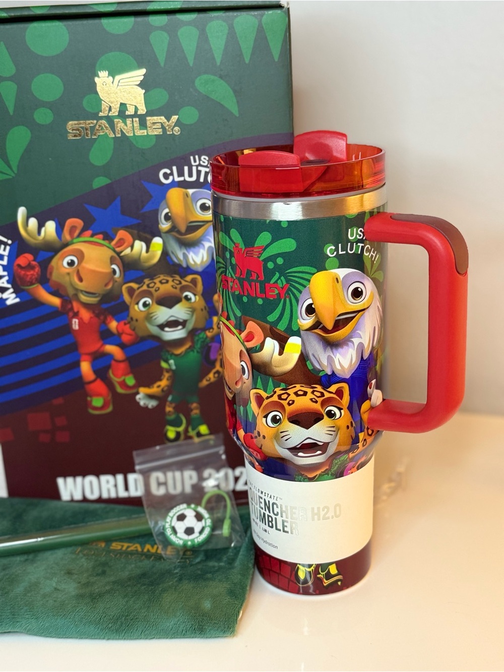 Brand new Stanley - Red & Multicolor.40 oz. New!
